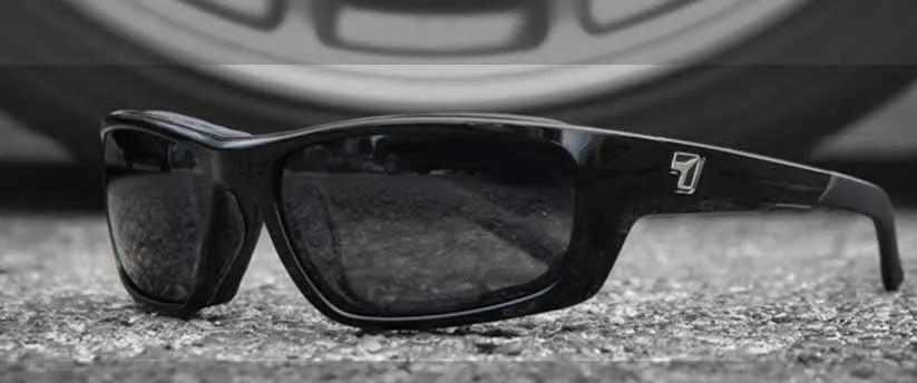 7eye Ventus gloss black