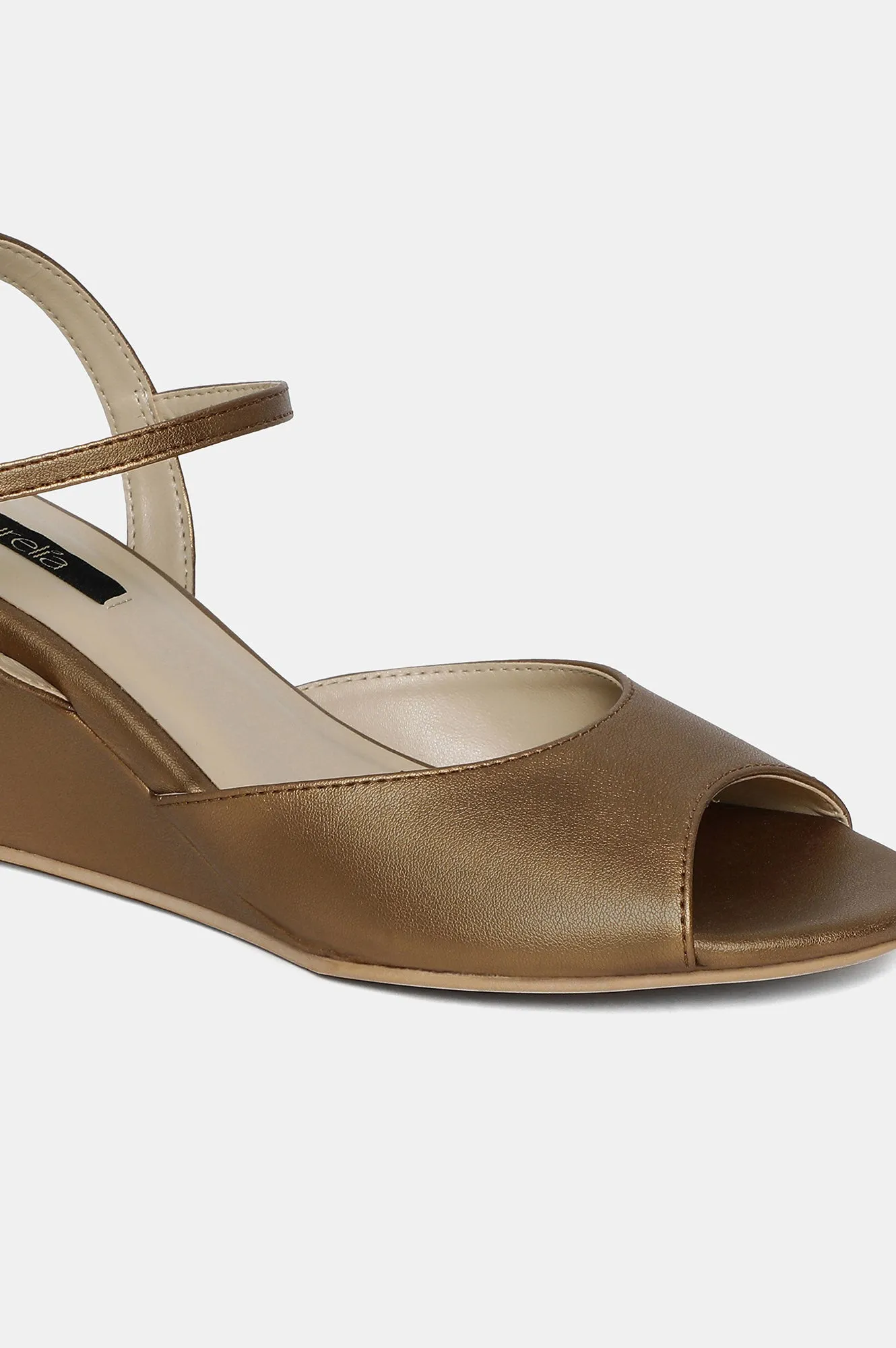 Copper Almond Toe Solid Wedge - Zholly