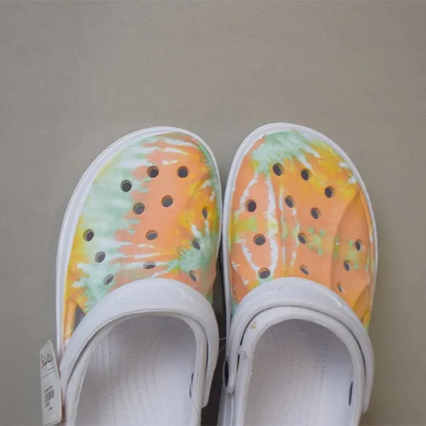 High Quality Summer Sandals Classic Outdoor Non-slip Slippers. (White Color) Size (43)