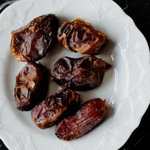 Khuneji dates