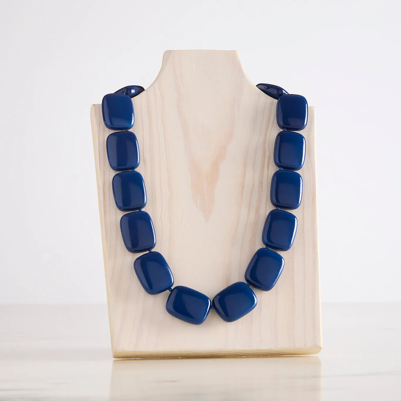 Navy Chicklet Cooling Necklace- NEW