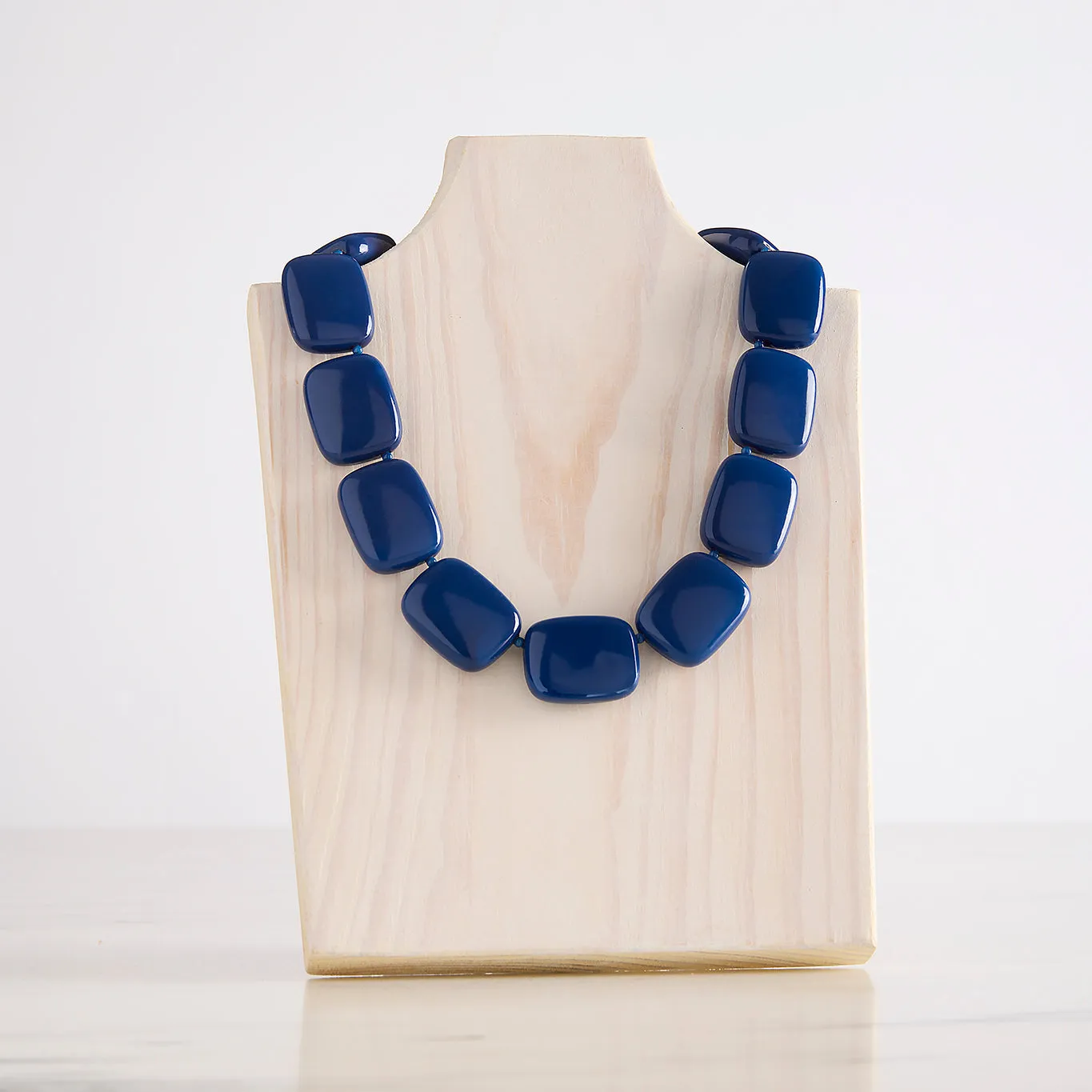 Navy Chicklet Cooling Necklace- NEW