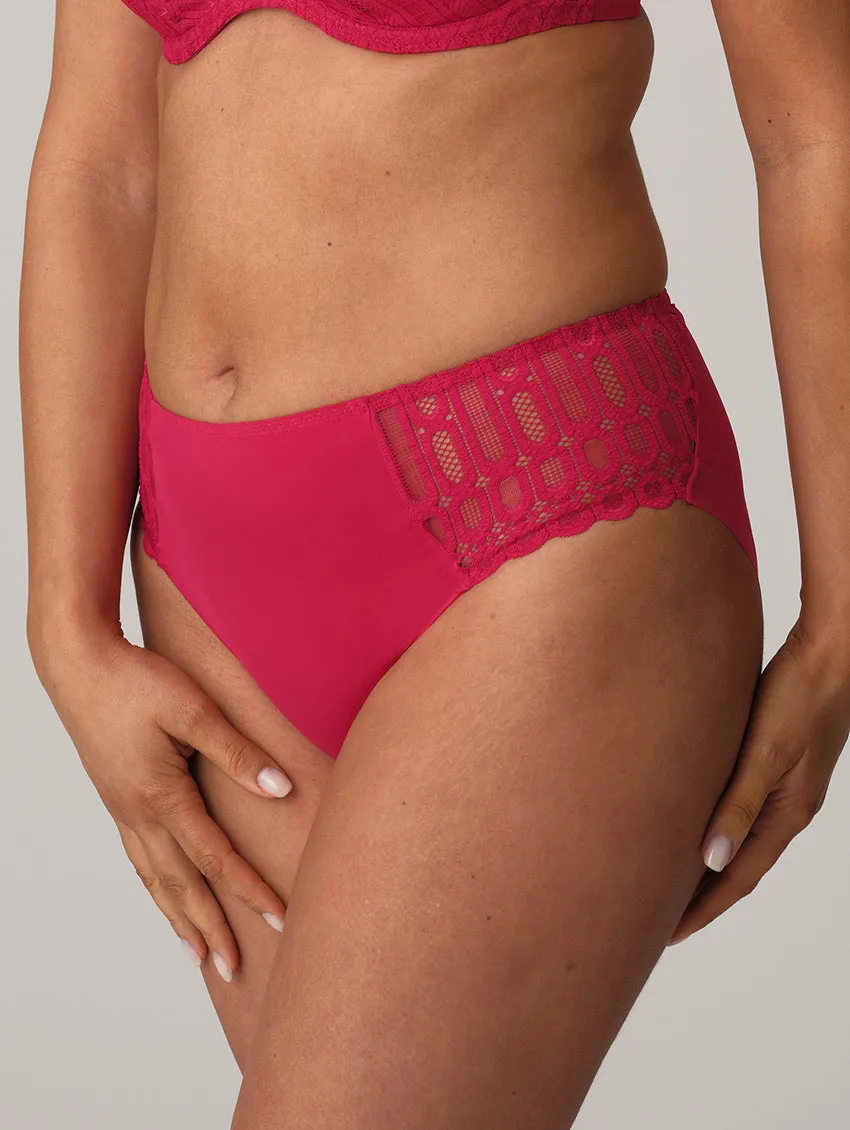 PrimaDonna Twist Los Ayala Full Brief