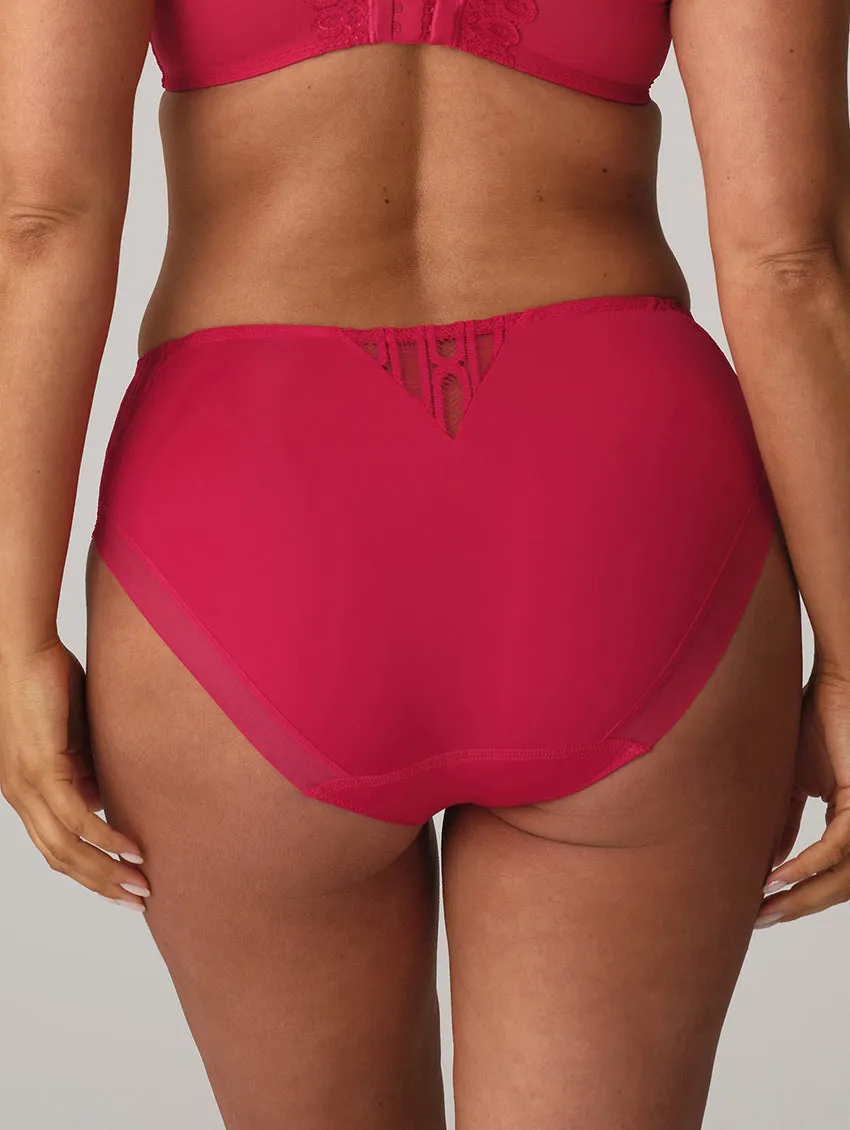 PrimaDonna Twist Los Ayala Full Brief