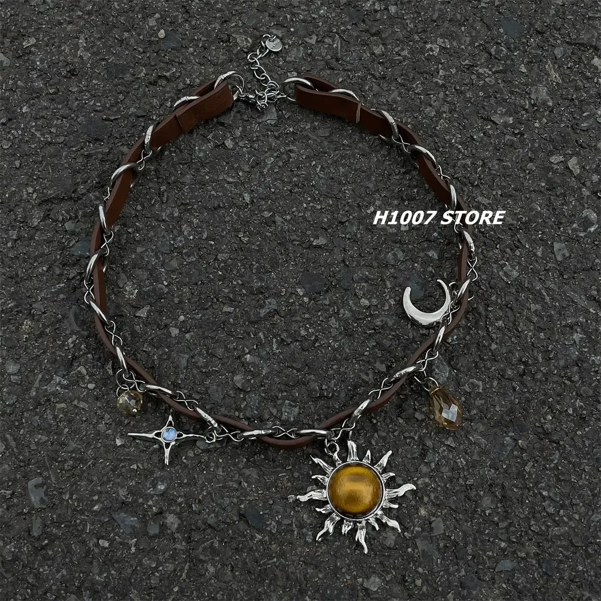 Sun Star Retro Pendant Necklace
