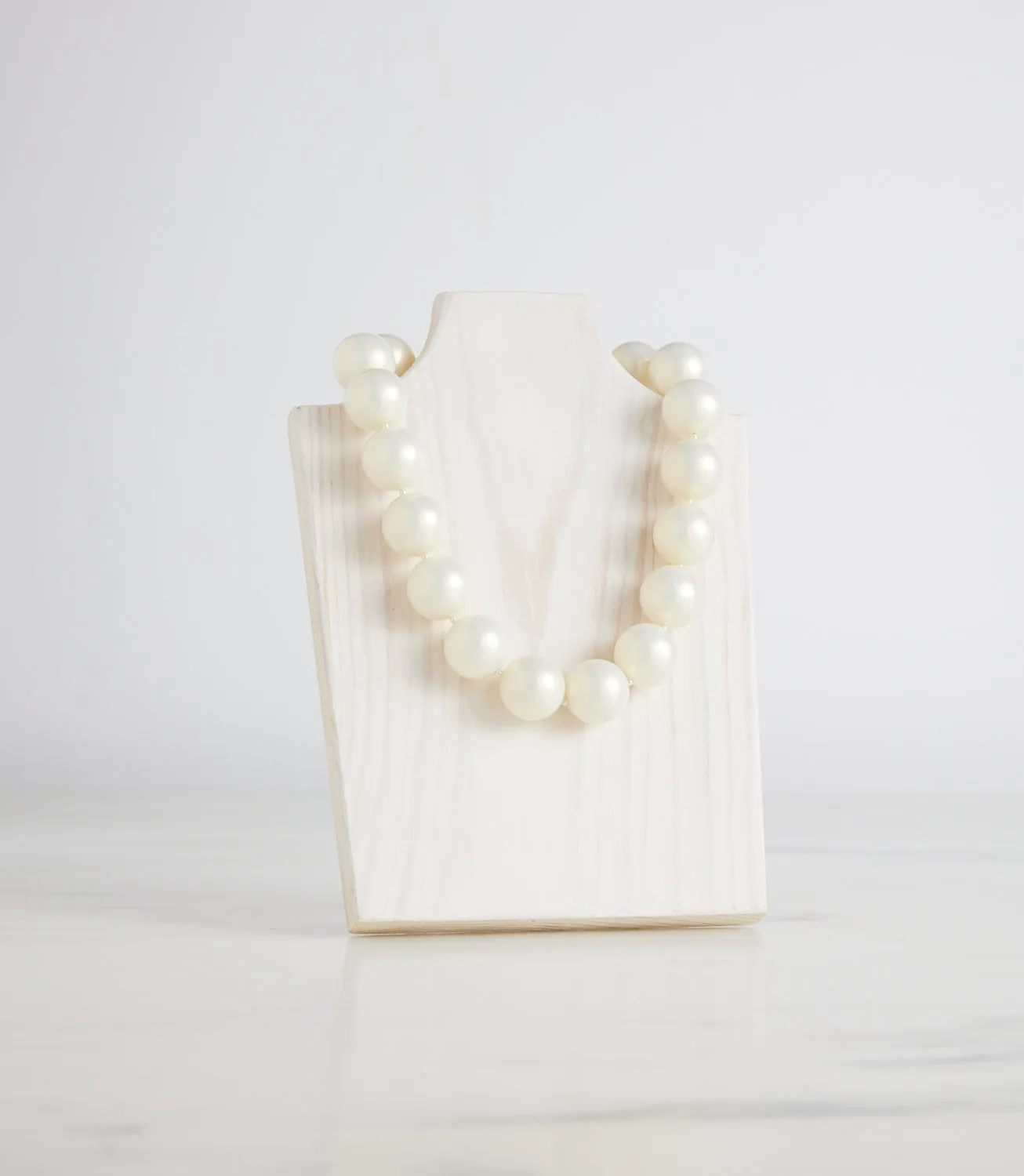 Super White Cooling Pearl Necklace