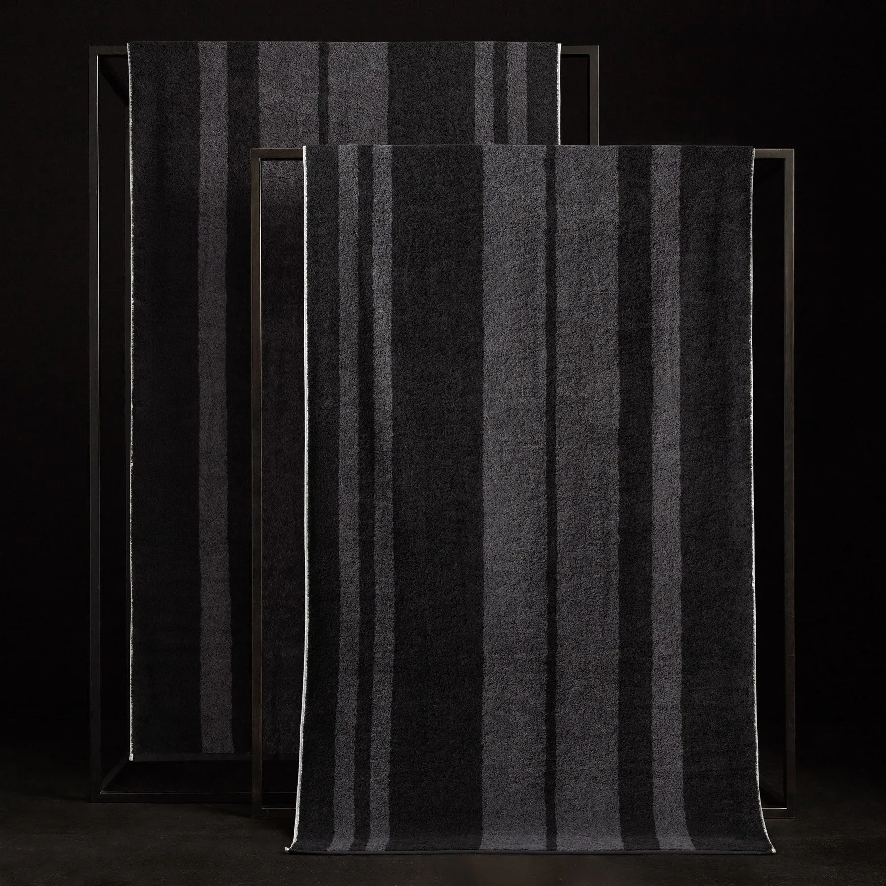 Wide Stripe Beach Towel - Black/Abyss
